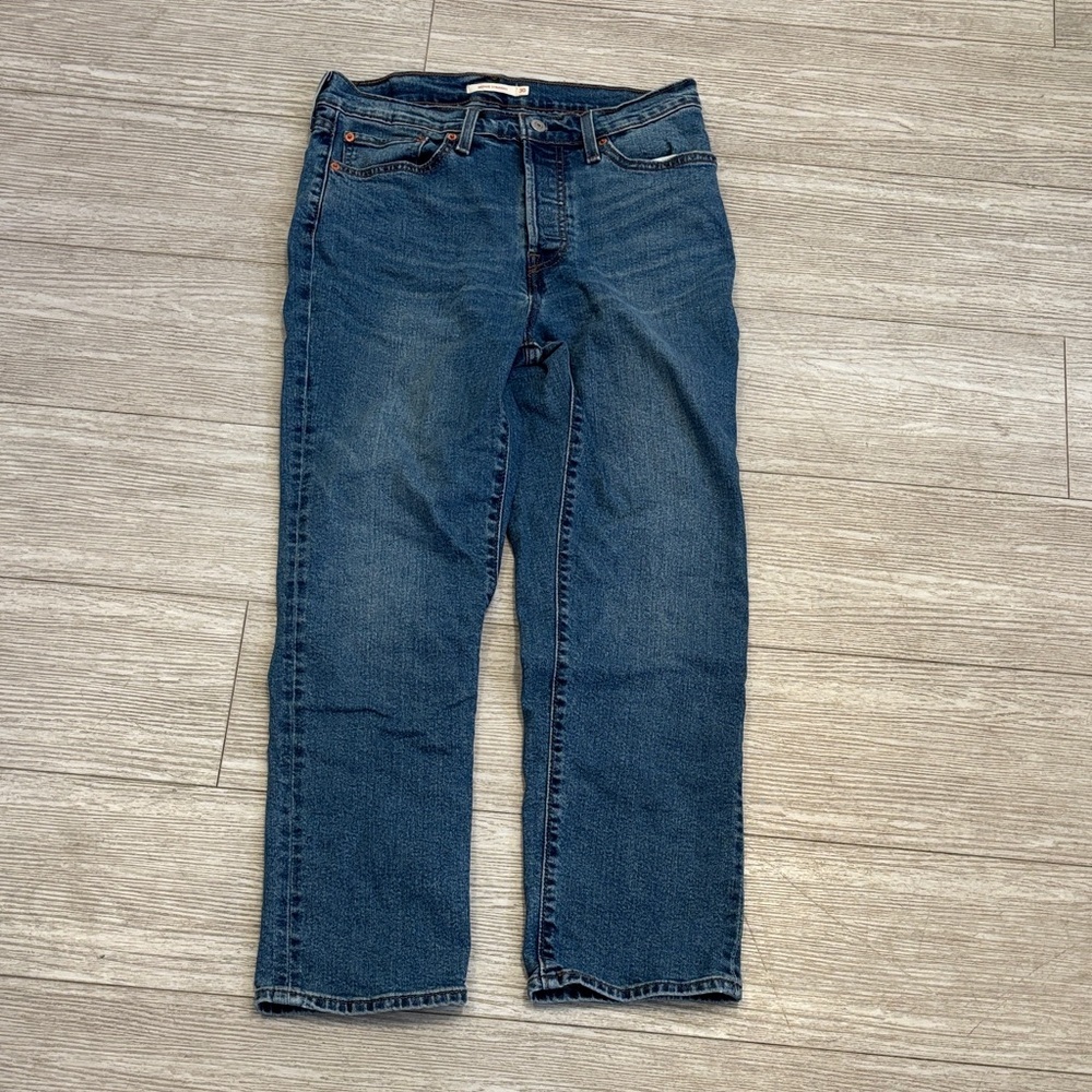 Levi’s Wedgie Fit Straight‎ Blue Jeans size 30